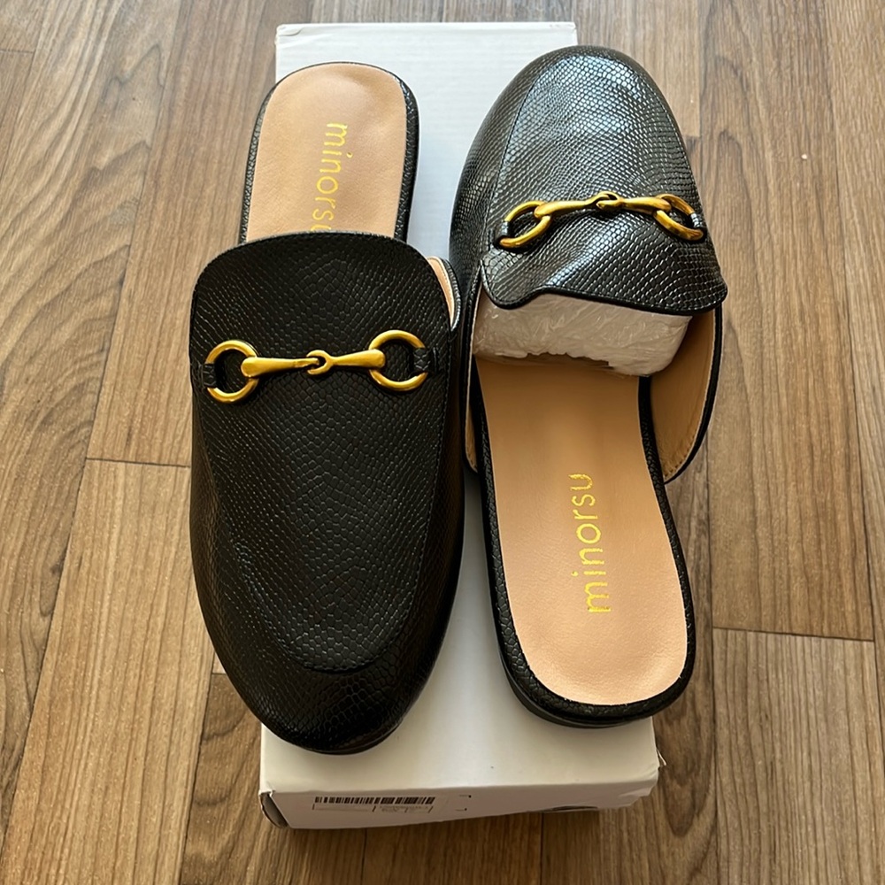 Snake print loafers
